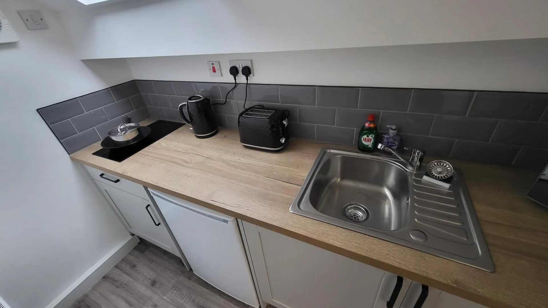 Comfortable Stay - Alfreton Road نوتينغهام بيت ضيافة